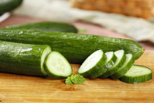 吃户瓜的营养,西瓜的营养价值与养生益处